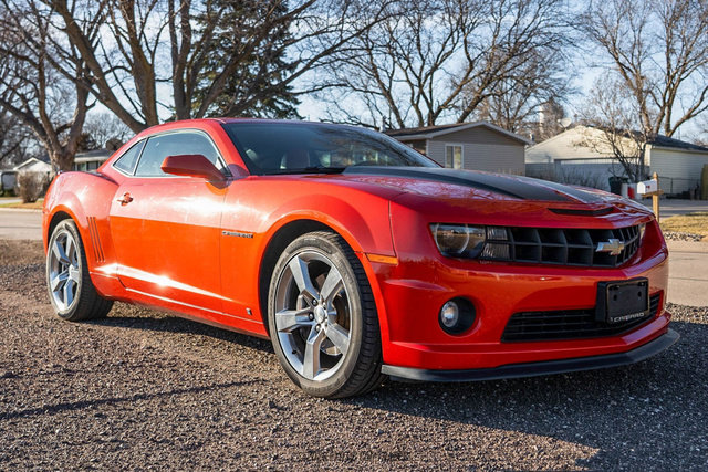 Used 2010 Chevrolet Camaro SS w/ RS Package image 12