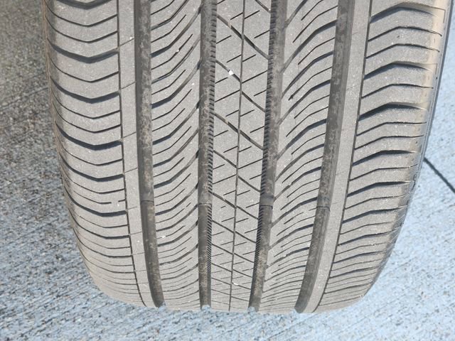 Used 2023 Buick Envision Avenir image 11