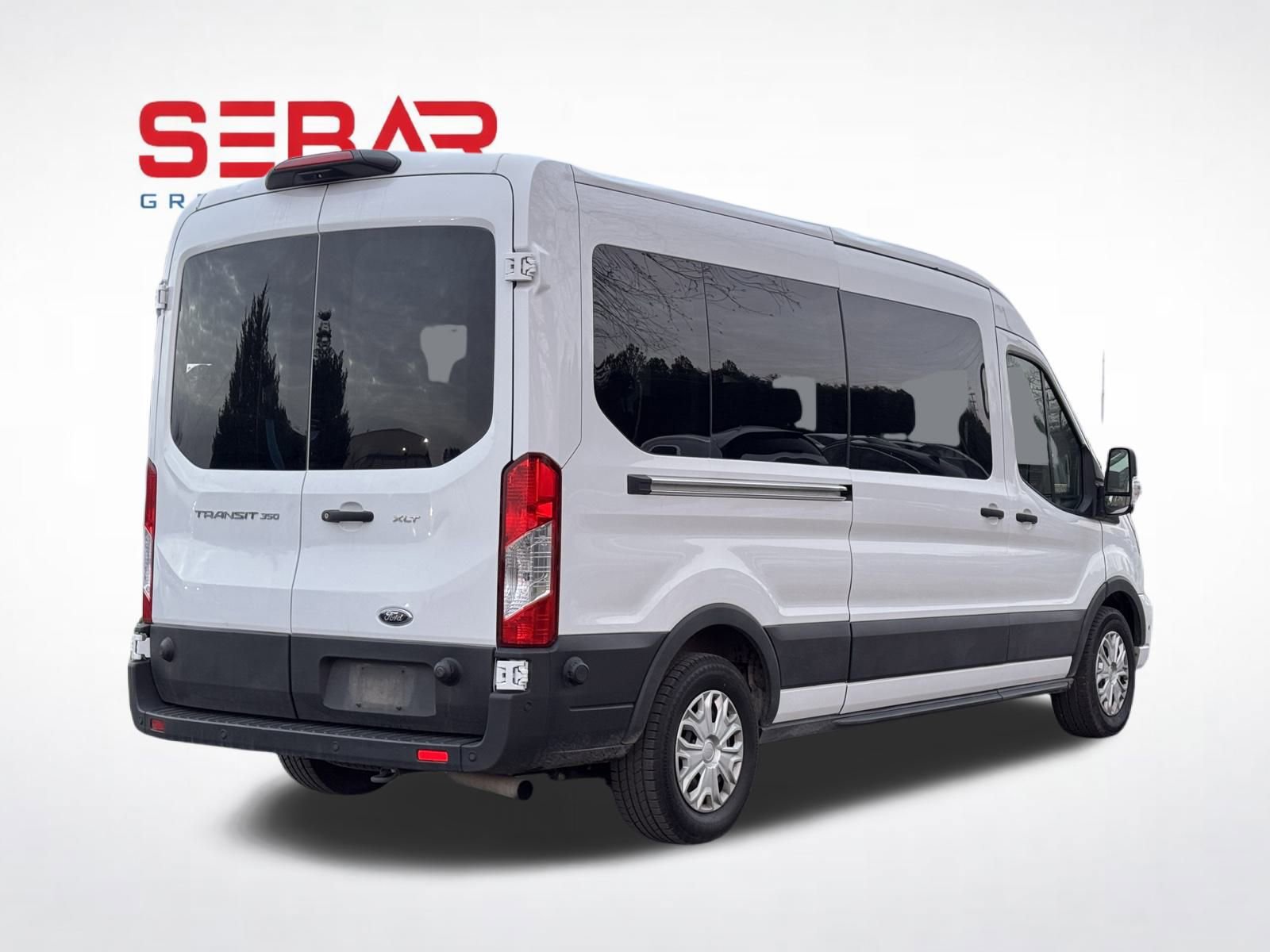 Used 2024 Ford Transit 350 XLT image 5