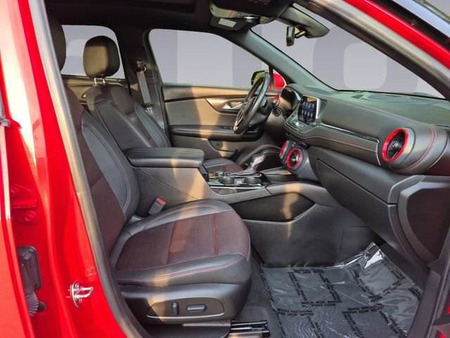 Certified 2022 Chevrolet Blazer RS w/ Enhanced Convenience Package AWD/4WD image 17