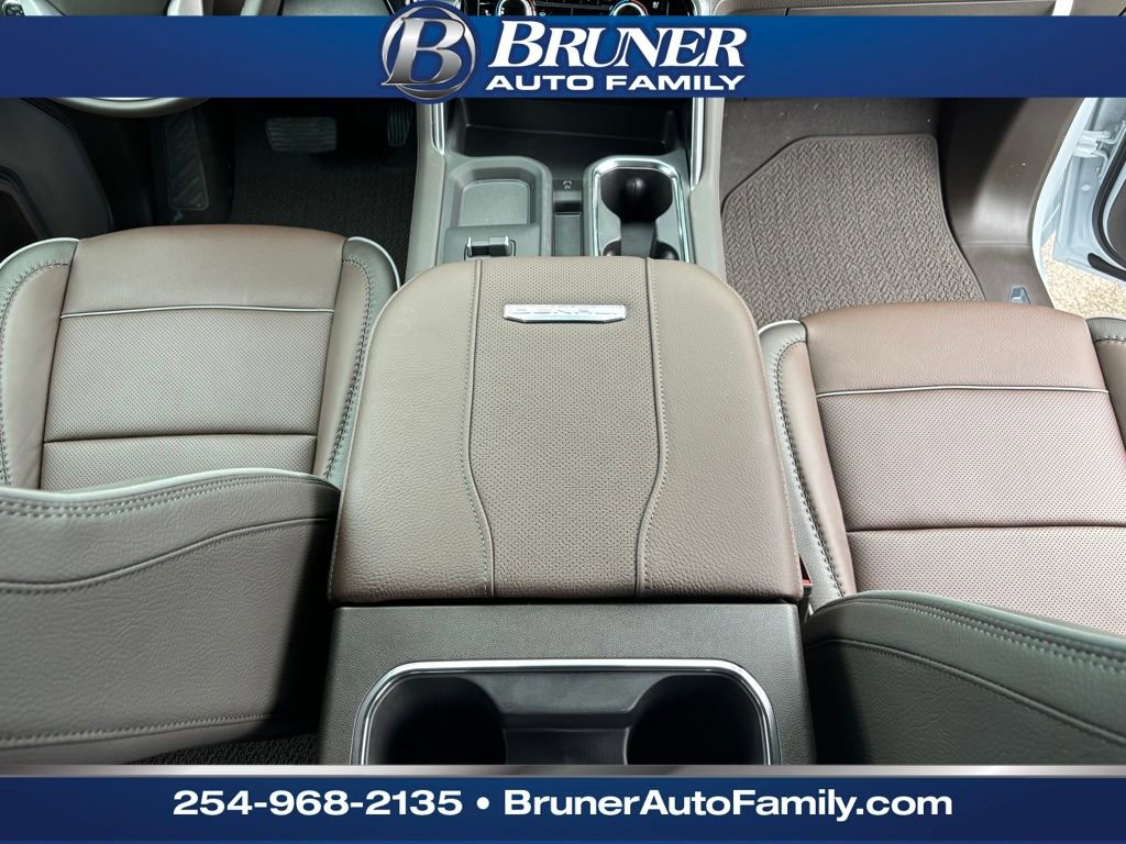 New 2026 GMC Sierra 3500 Denali w/ Denali Reserve Package image 24