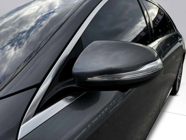 Used 2017 Mercedes-Benz S 550 Sedan image 13