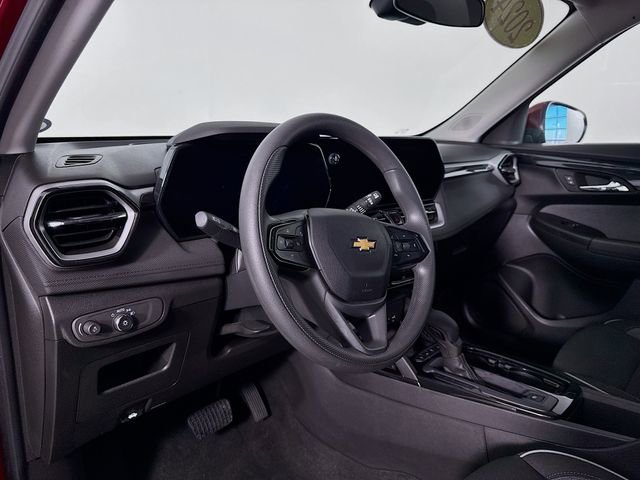Used 2024 Chevrolet TrailBlazer LT image 9