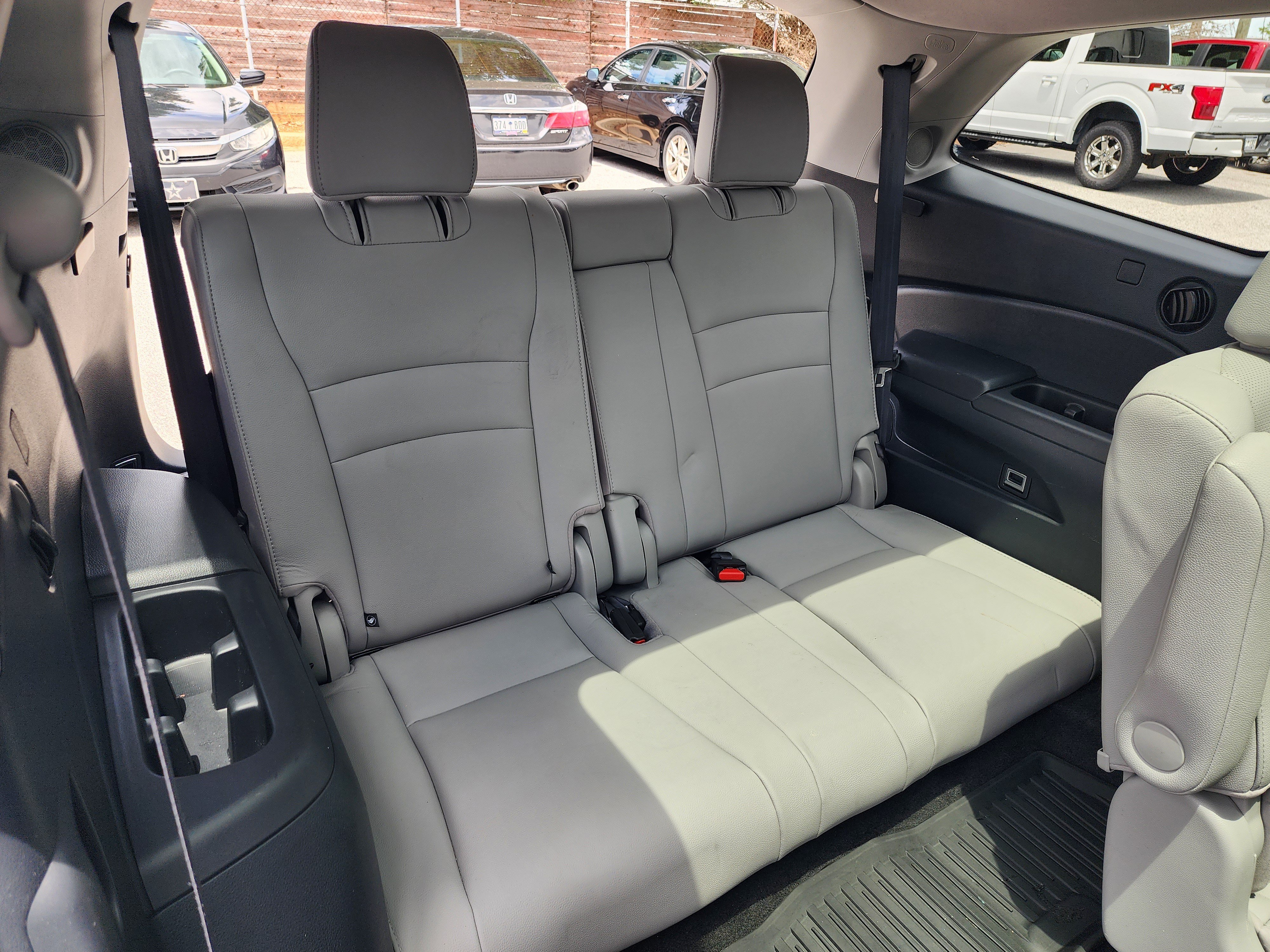 Used 2020 Honda Pilot Elite image 16