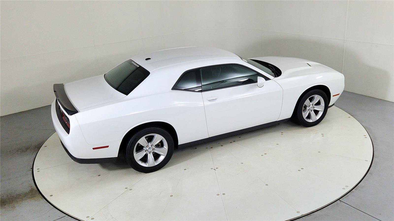 Used 2023 Dodge Challenger SXT image 36
