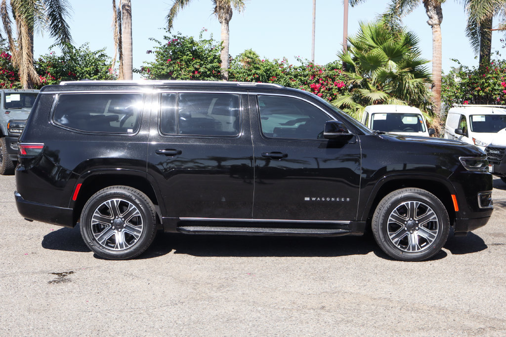 Used 2024 Jeep Wagoneer Series II RWD image 10