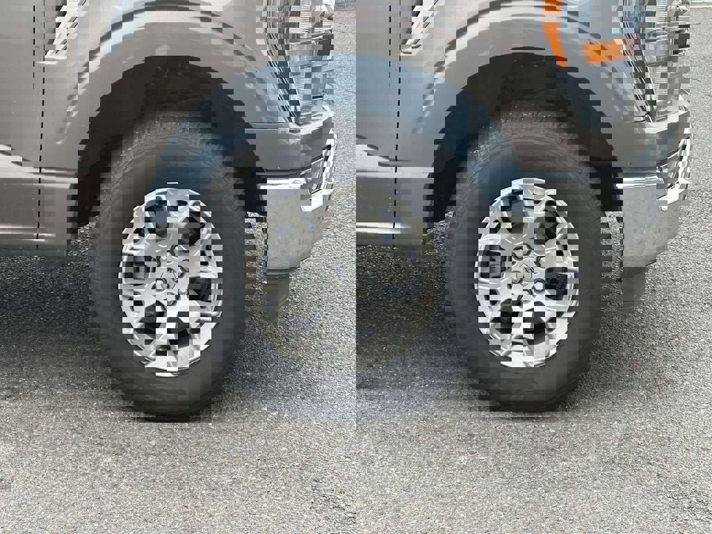 Used 2023 Ford F150 XLT image 8