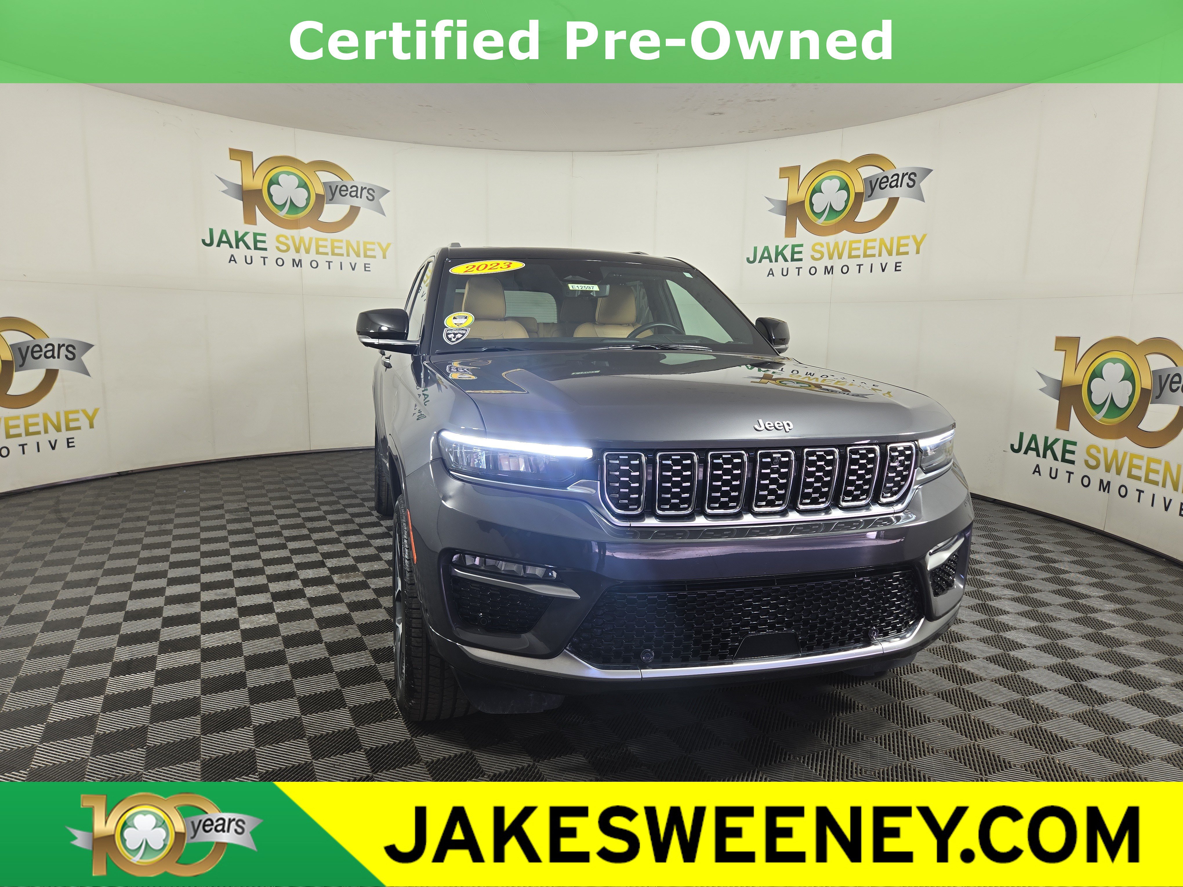 Certified 2023 Jeep Grand Cherokee Summit AWD/4WD image 1