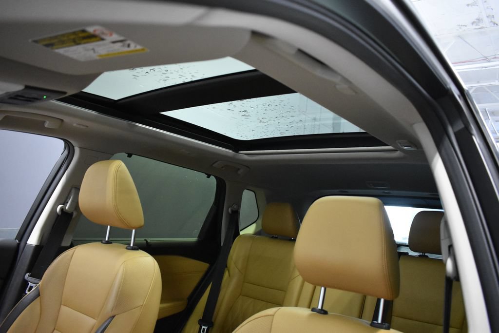 Certified 2023 Nissan Rogue Platinum AWD/4WD image 17