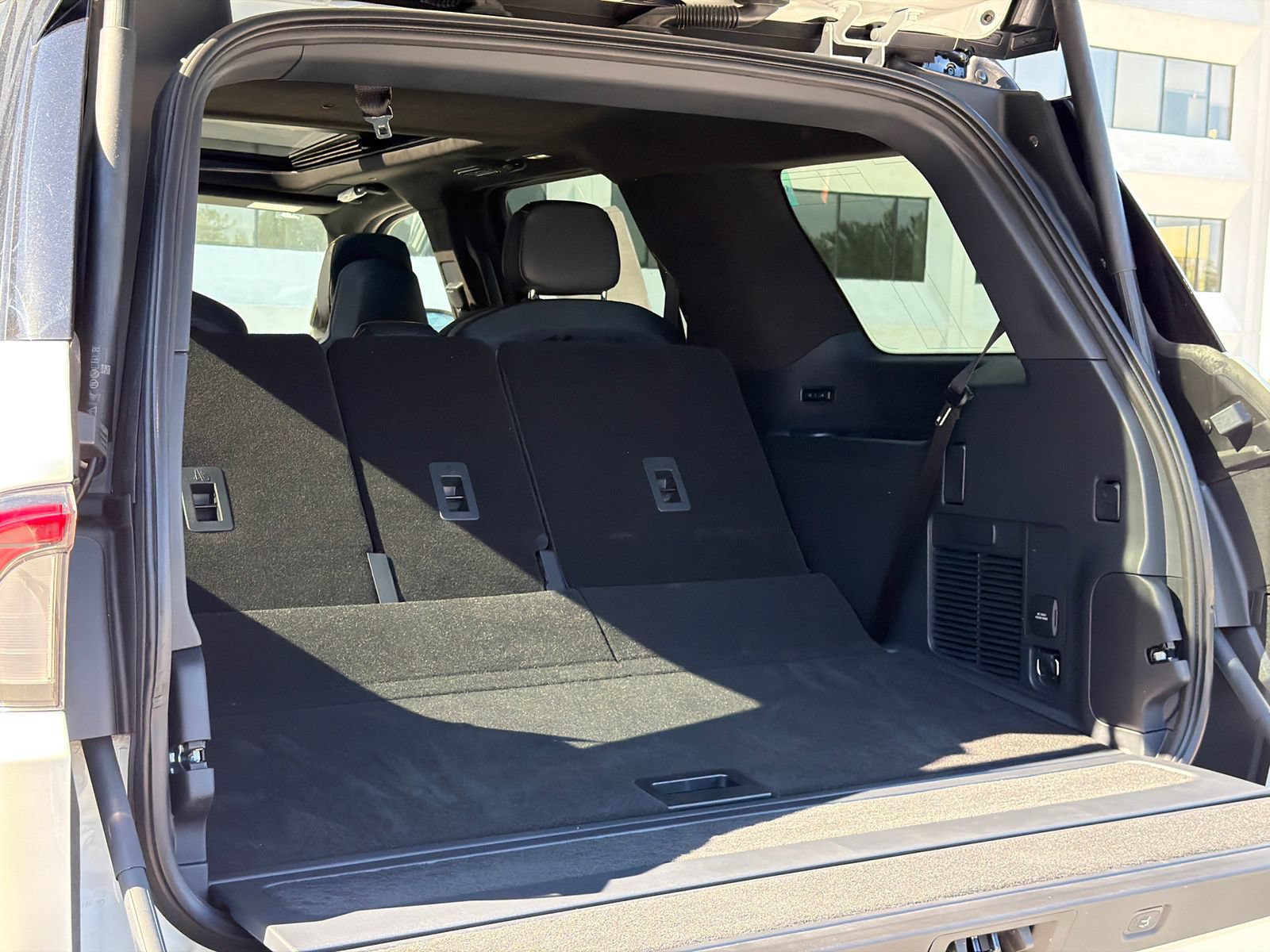 New 2026 Lincoln Navigator Black Label AWD/4WD image 8