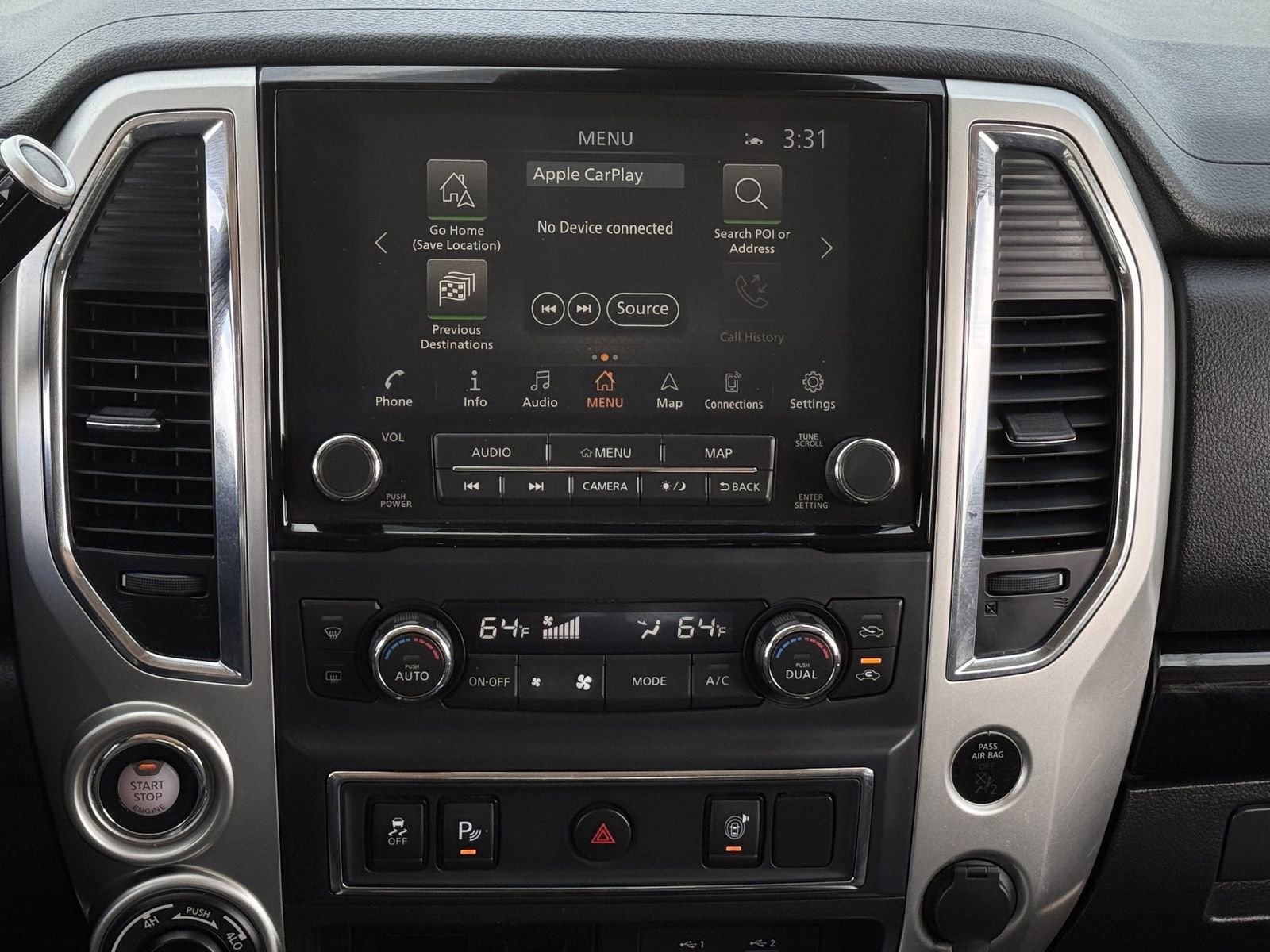 Used 2020 Nissan Titan SV w/ SV Convenience Package image 19