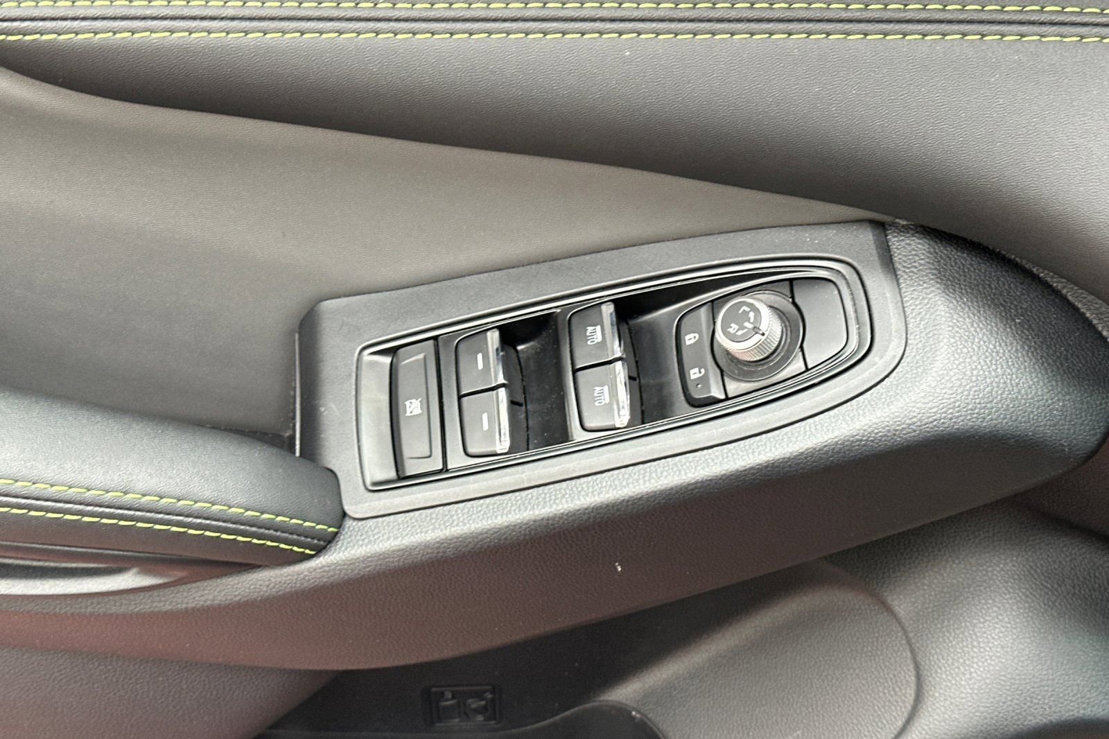 Used 2024 Subaru Ascent Onyx Edition image 15