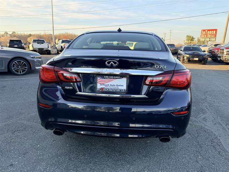 Used 2015 INFINITI Q70 L 5.6 w/ V8 Deluxe Technology Package AWD/4WD image 6