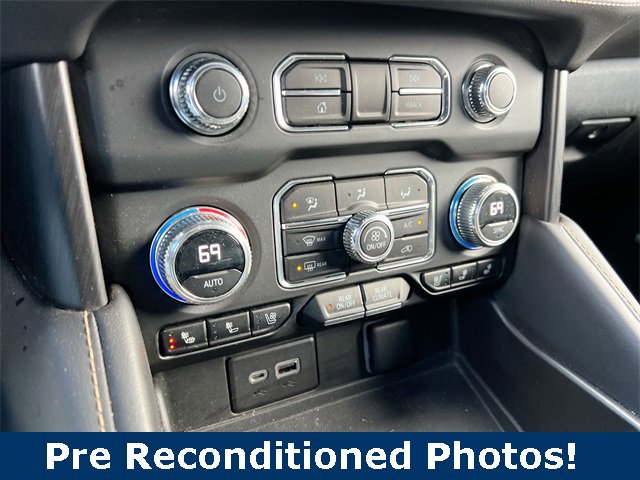 Used 2023 GMC Yukon AT4 image 11