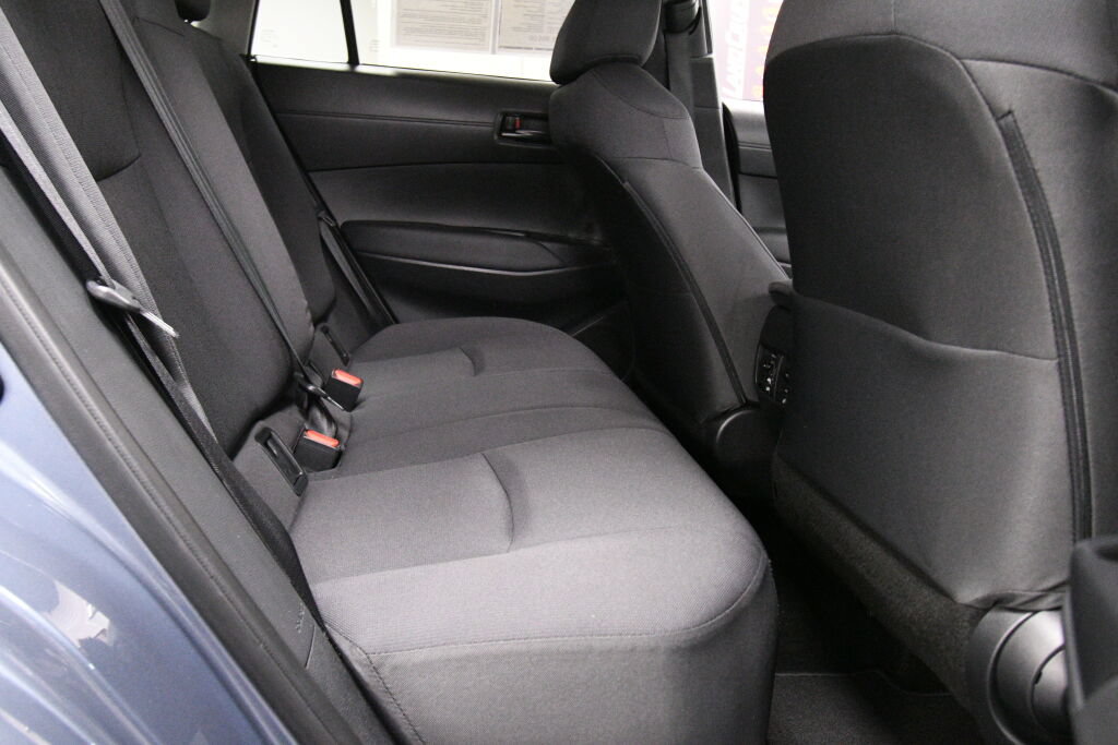 Certified 2026 Toyota Corolla Cross LE FWD image 23