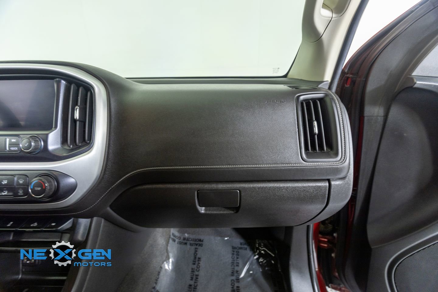 Used 2020 GMC Canyon SLE w/ Elevation Edition image 41