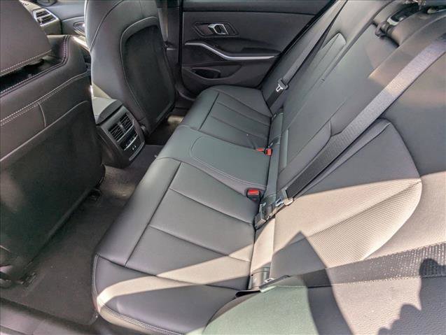 Used 2026 BMW 330i Sedan w/ Premium Package RWD image 15
