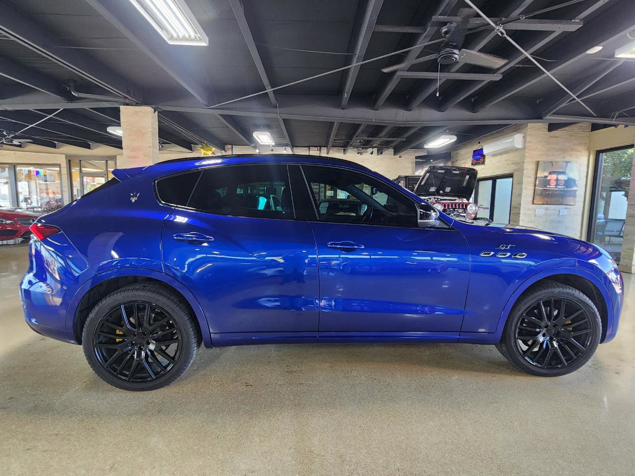 Used 2022 Maserati Levante GT image 6