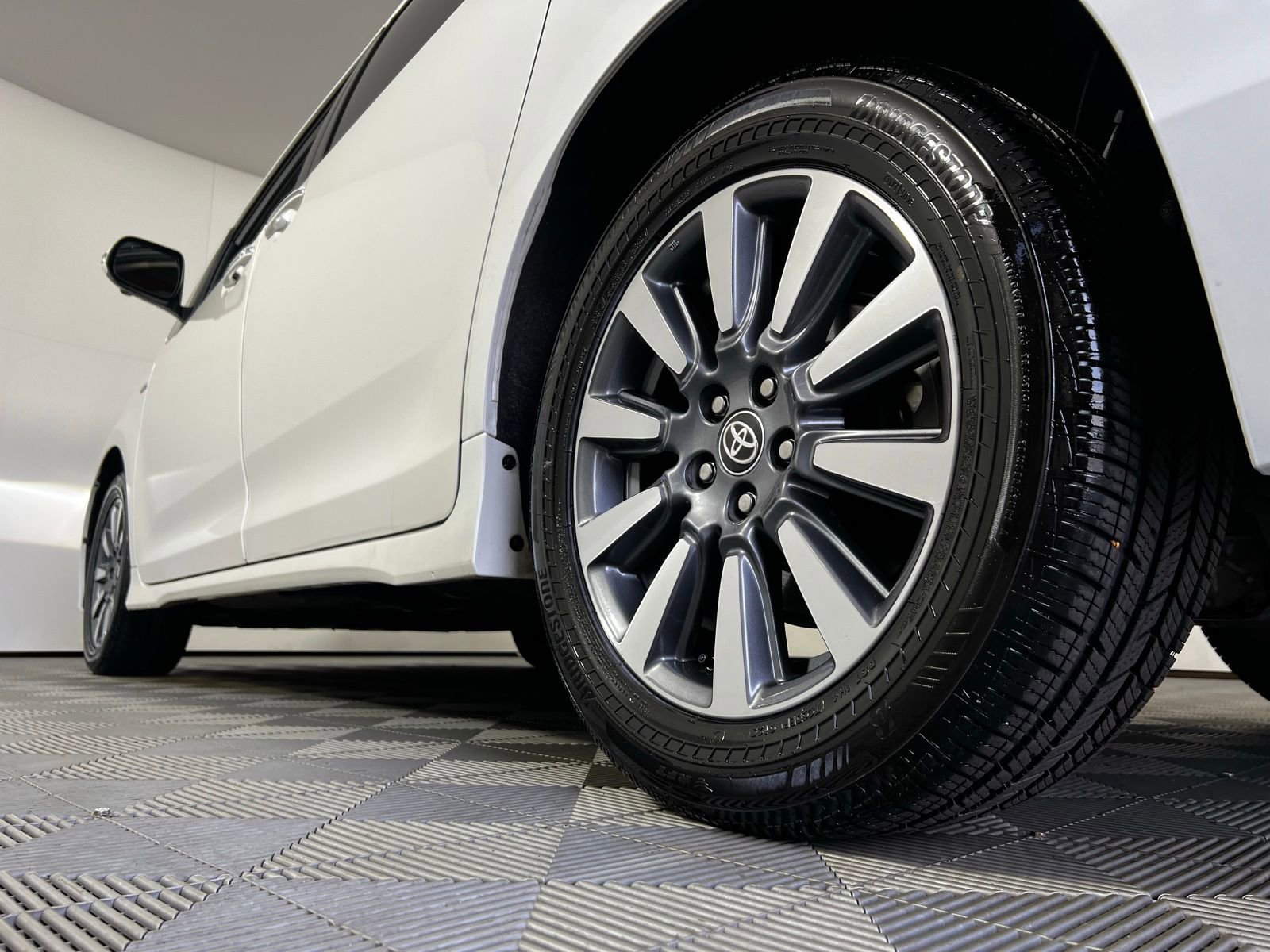 Certified 2020 Toyota Sienna Limited Premium image 32