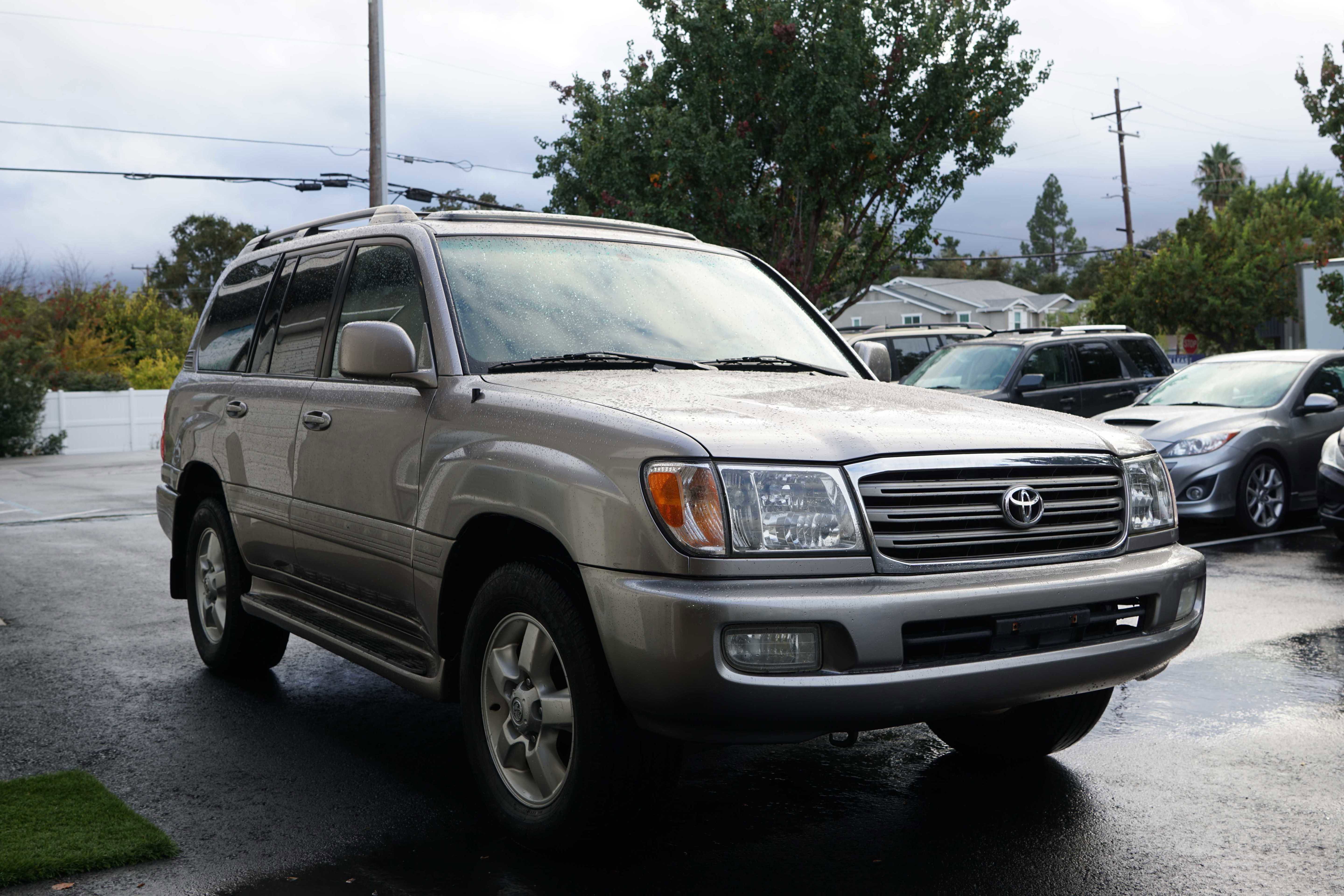 Used 2004 Toyota Land Cruiser image 7