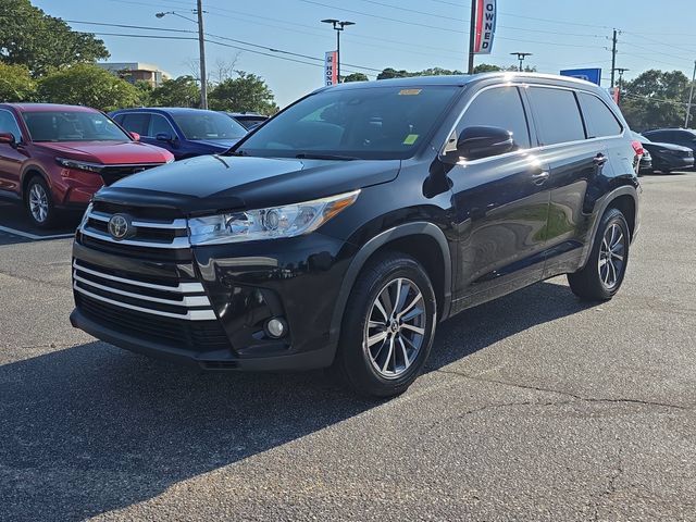 Used 2018 Toyota Highlander FWD V6 image 8