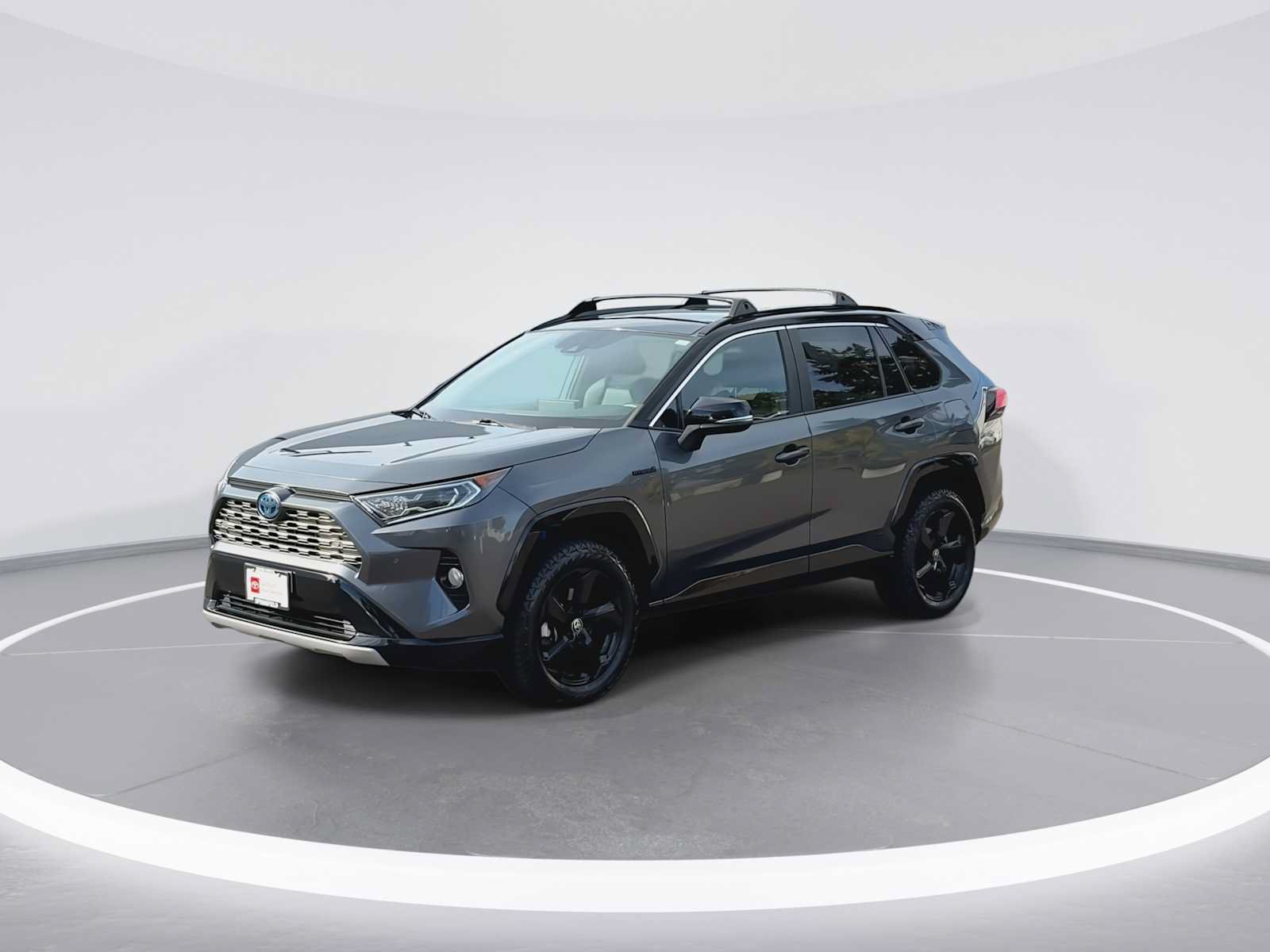 Used 2021 Toyota RAV4 XSE AWD/4WD image 4