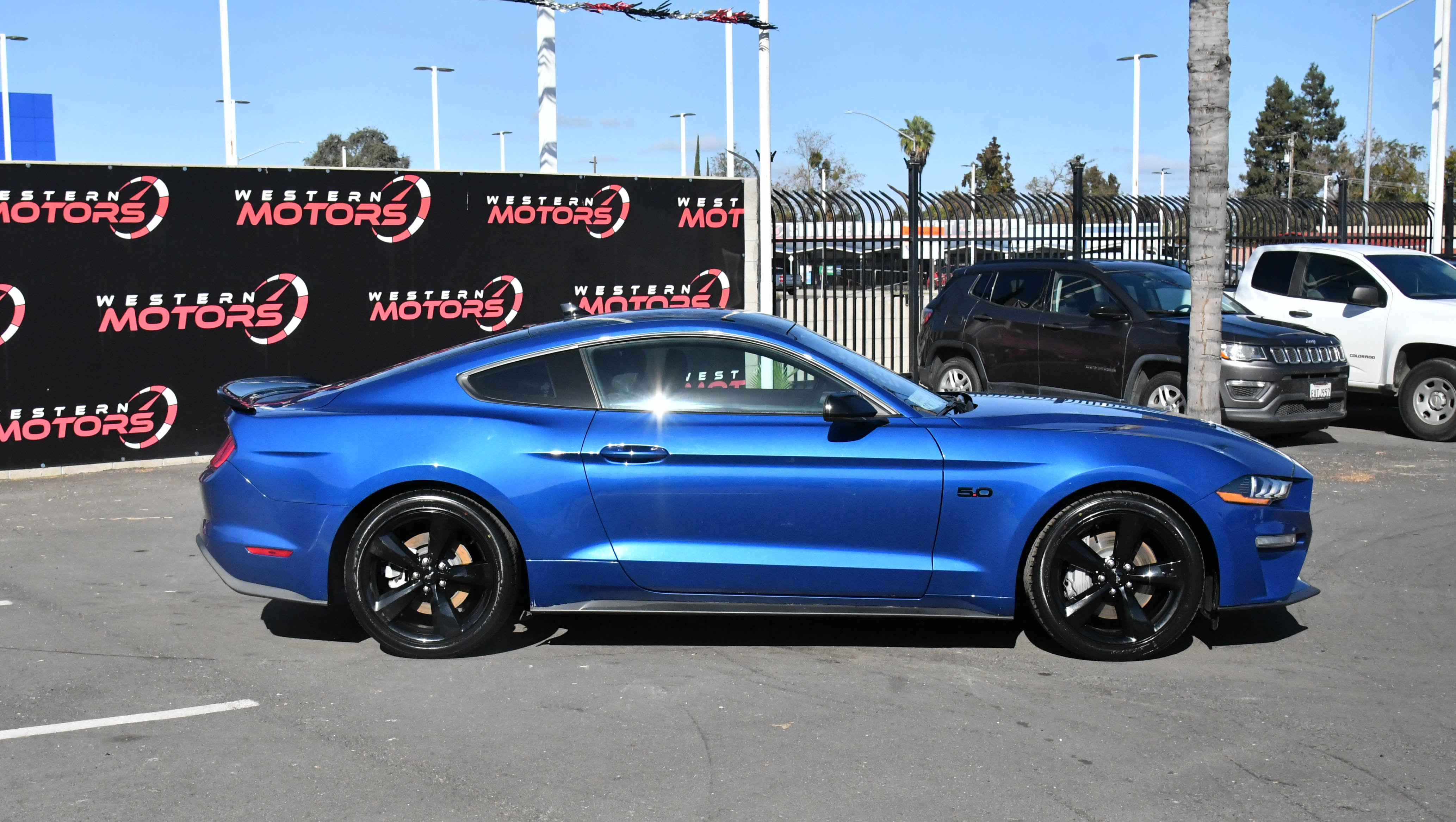 Used 2022 Ford Mustang GT w/ Equipment Group 301A image 9