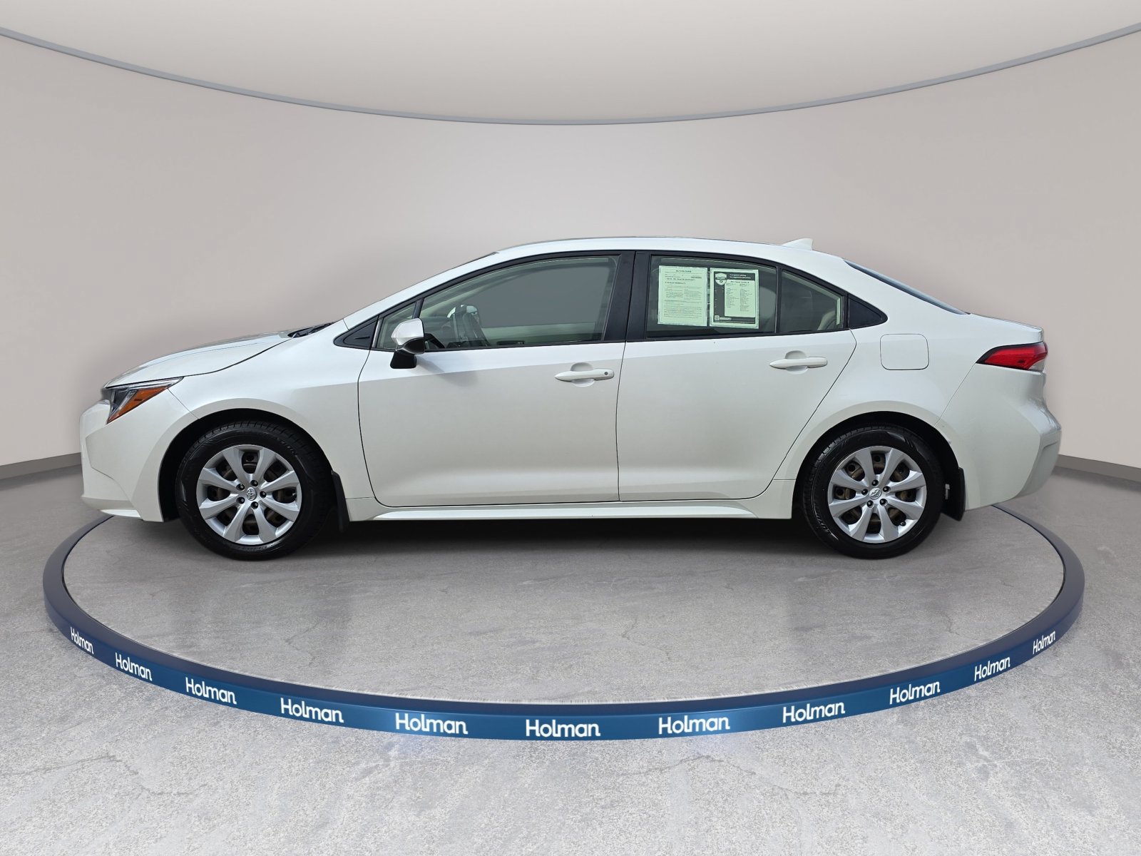 Used 2021 Toyota Corolla LE FWD image 9
