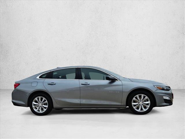 Used 2025 Chevrolet Malibu LT FWD image 4