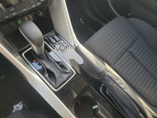 New 2026 Mitsubishi Eclipse Cross LE AWD/4WD image 32