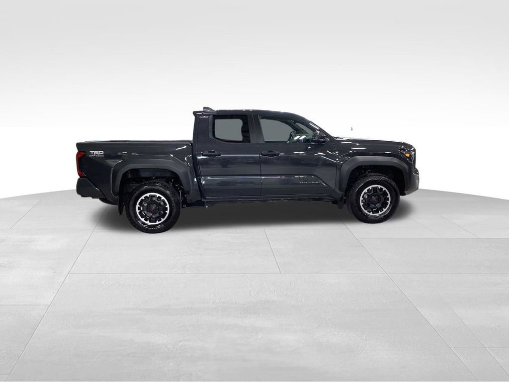 Used 2024 Toyota Tacoma TRD Off-Road AWD/4WD image 29