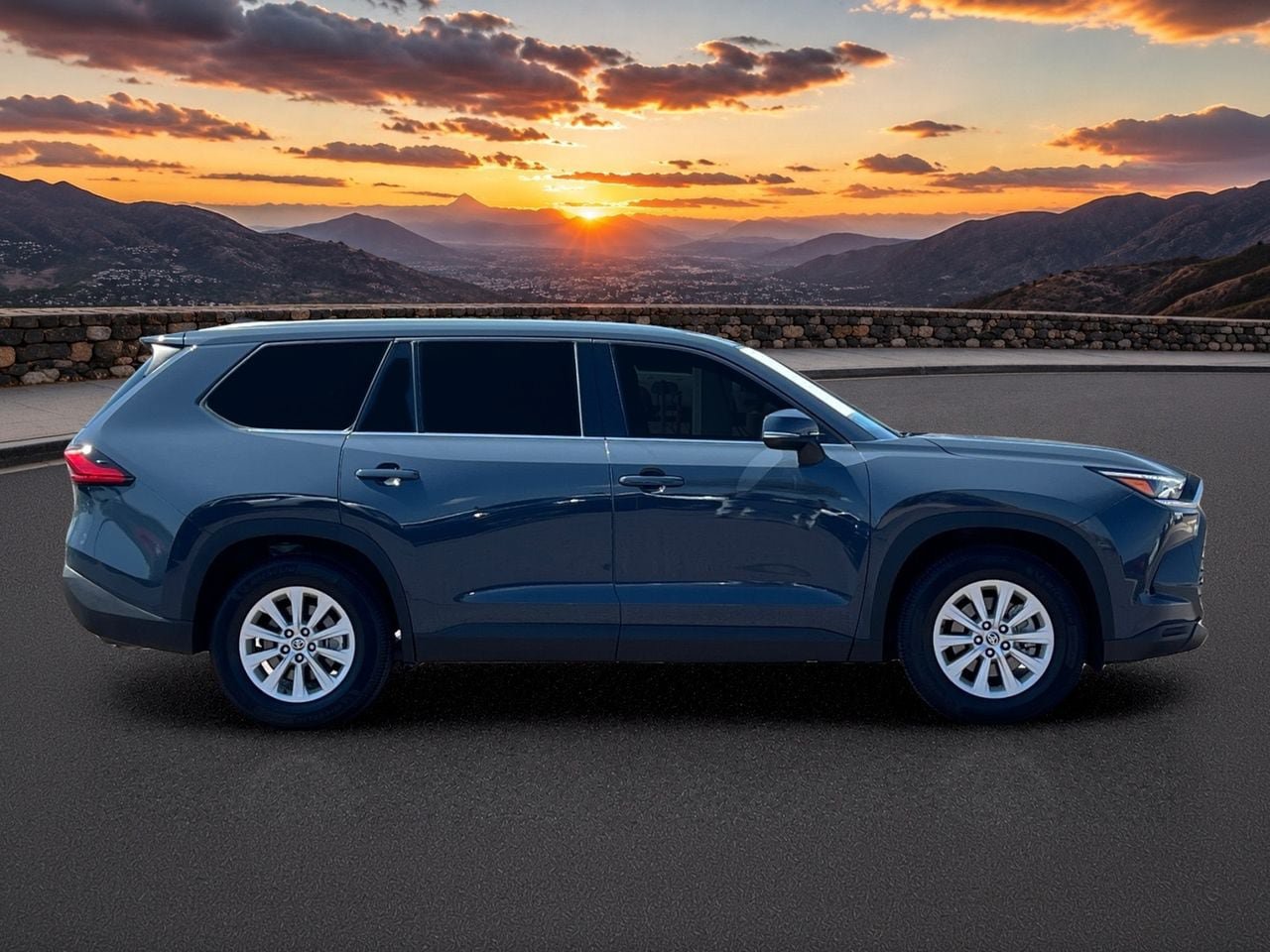Used 2024 Toyota Grand Highlander FWD image 6
