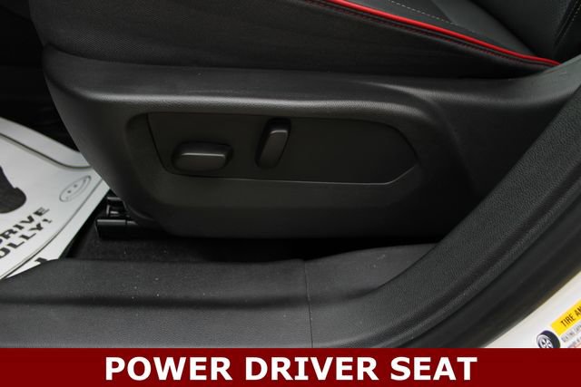 Used 2023 Buick Envision Essence w/ Sport Touring Package image 3