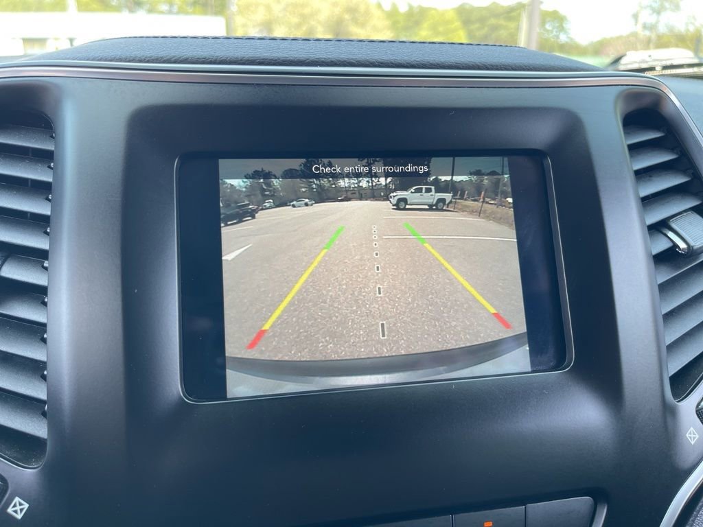 Used 2021 Jeep Cherokee Latitude Lux image 11