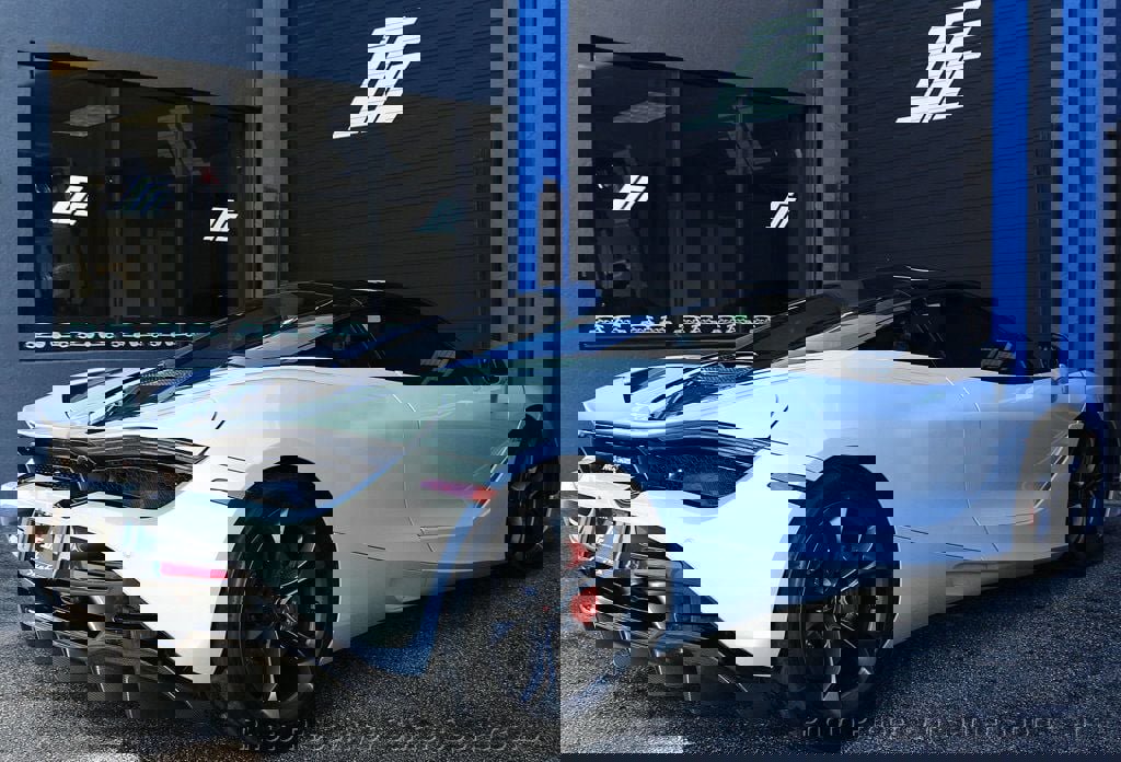 Used 2018 McLaren 720S Luxury RWD image 6