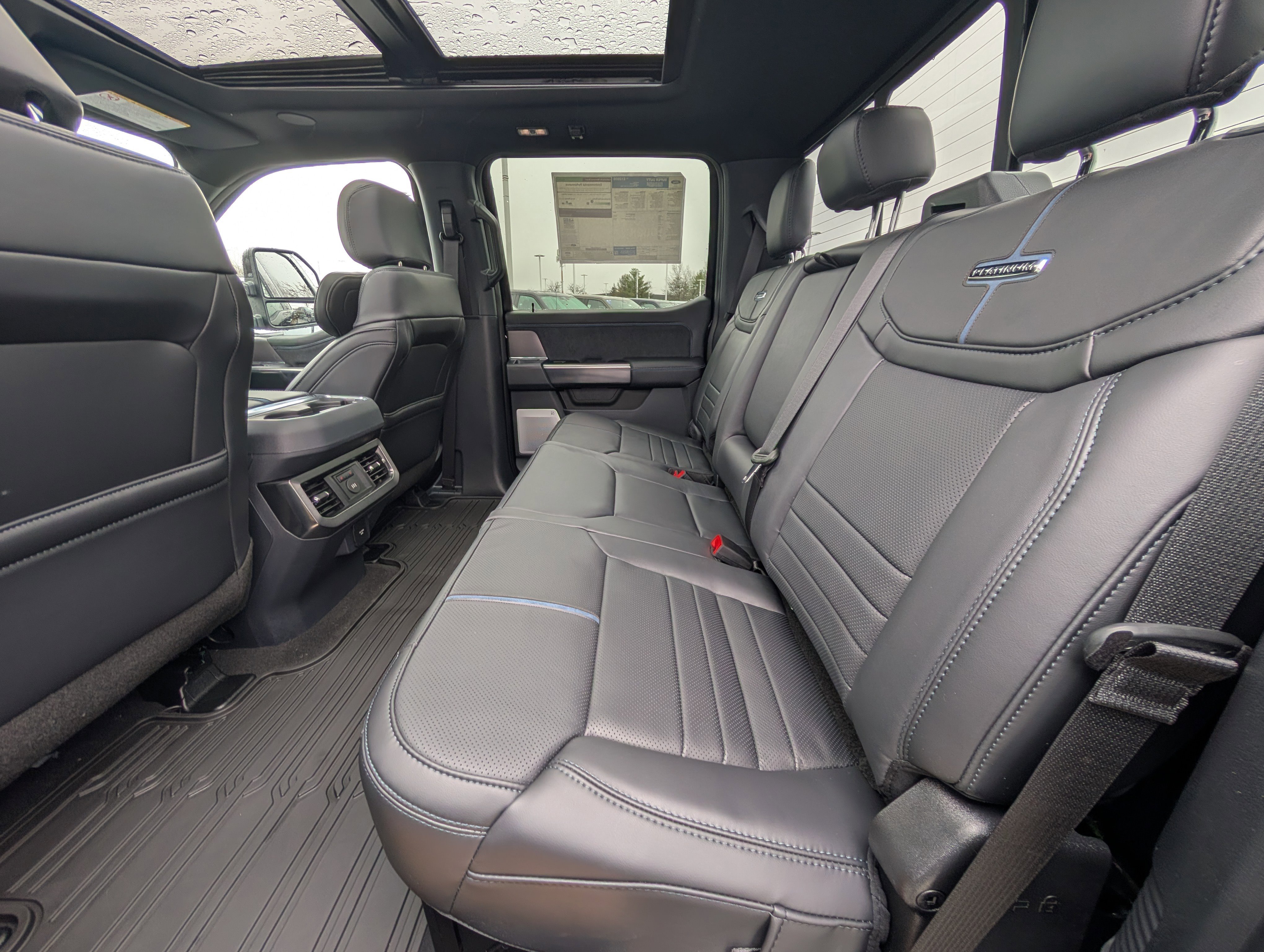 New 2026 Ford F250 Platinum image 9