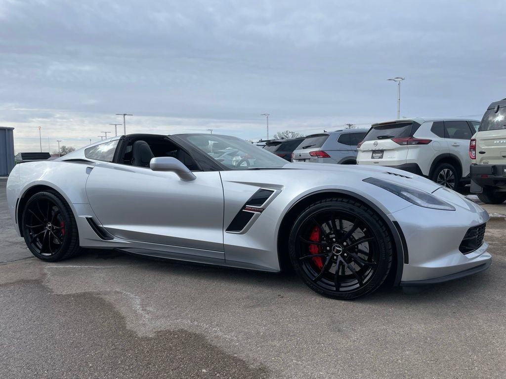 Used 2017 Chevrolet Corvette Grand Sport RWD image 4
