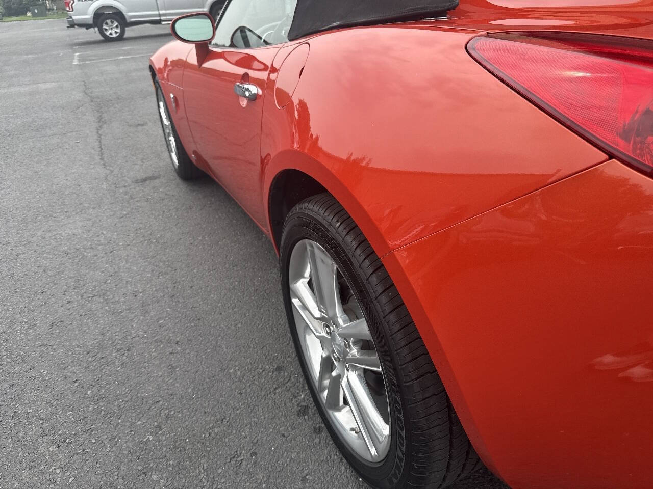 Used 2009 Pontiac Solstice Street Edition RWD image 21