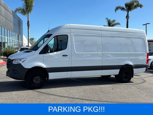 Used 2025 Mercedes-Benz Sprinter 3500 image 10