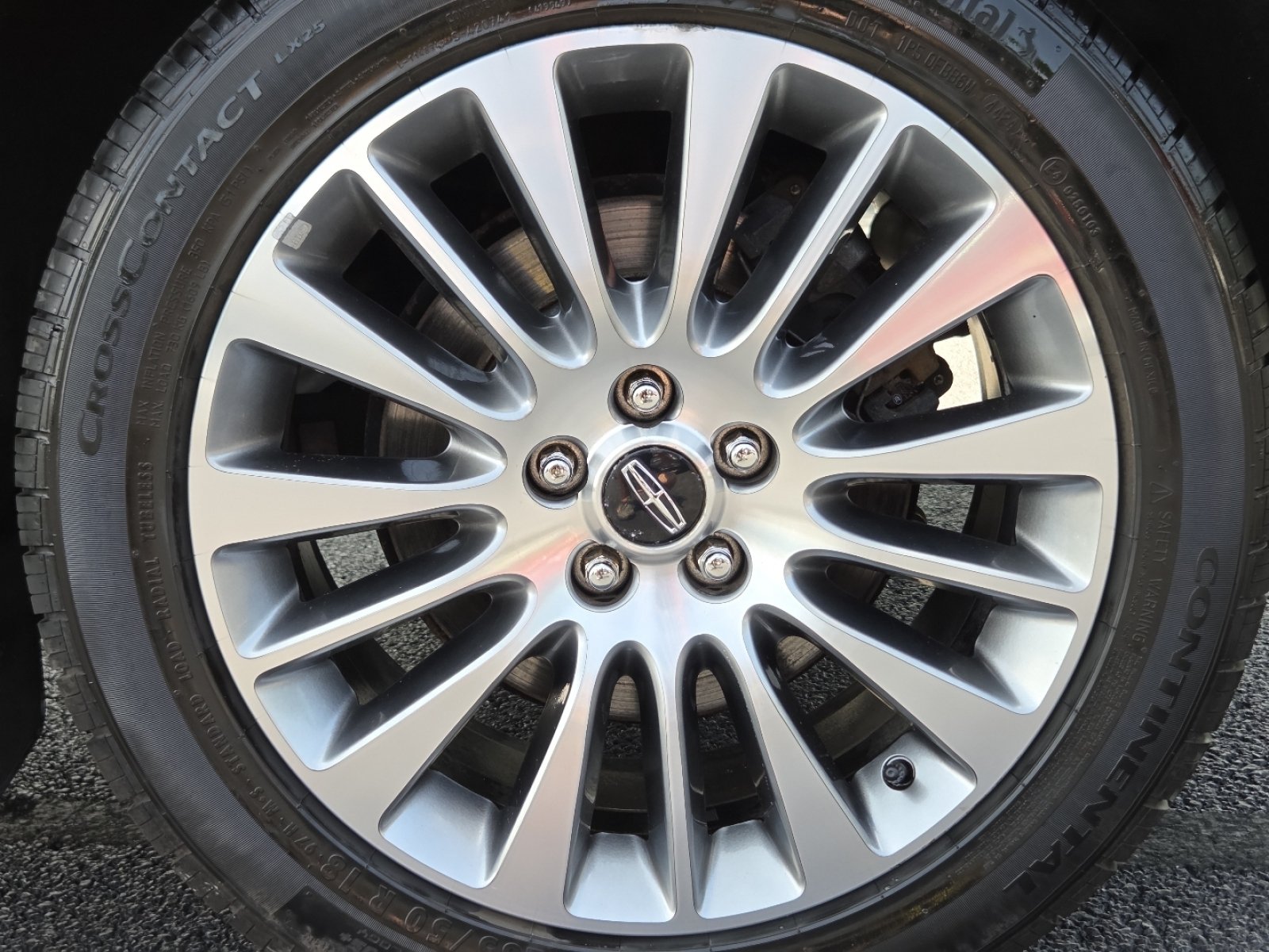 Used 2017 Lincoln MKC Reserve FWD image 18