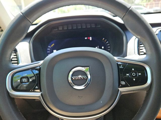 Used 2023 Volvo XC90 B6 Plus w/ Protection Package Premier image 22