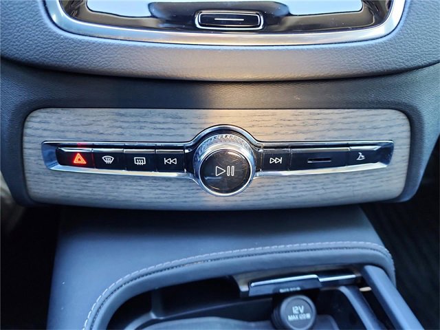 Used 2021 Volvo XC90 T6 Inscription image 19