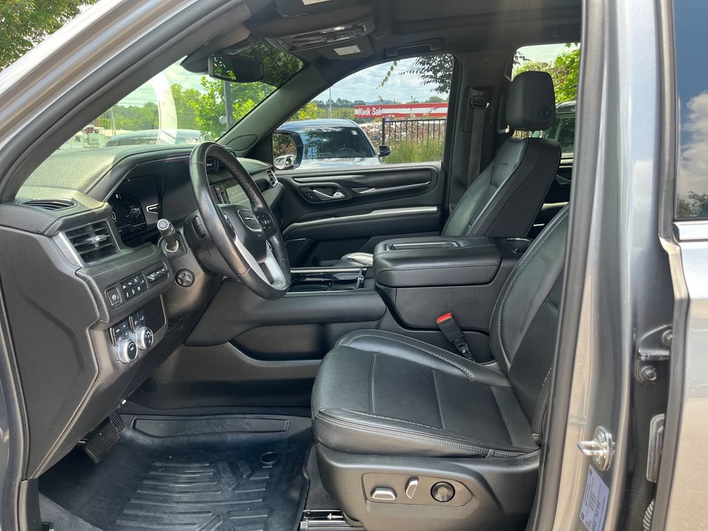 Used 2022 GMC Yukon Denali AWD/4WD image 9
