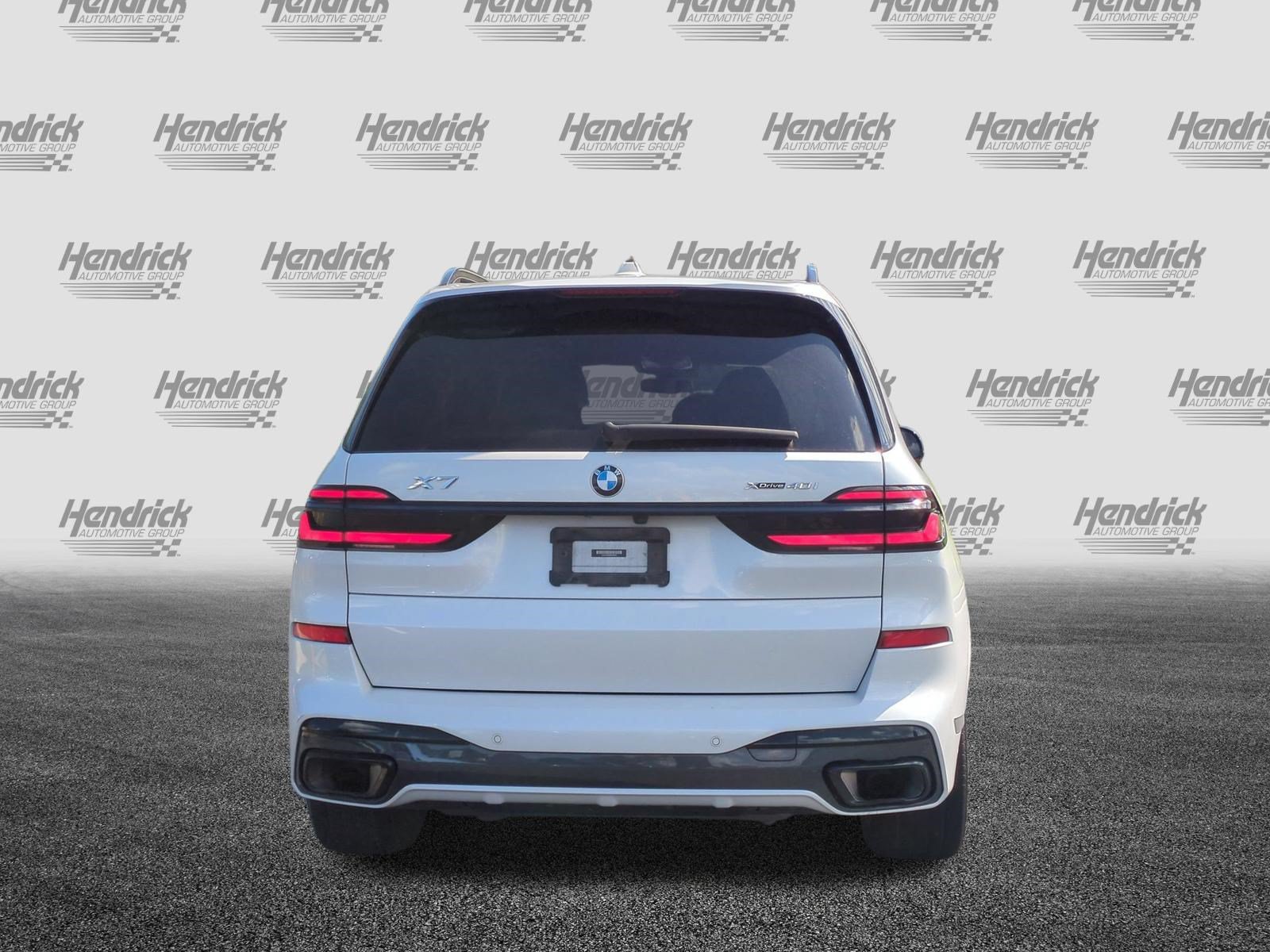 Used 2024 BMW X7 xDrive40i w/ Executive Package AWD/4WD image 9