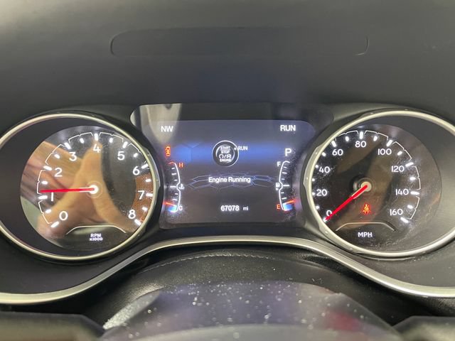Used 2021 Jeep Compass Latitude w/ Sun and Sound Group AWD/4WD image 5