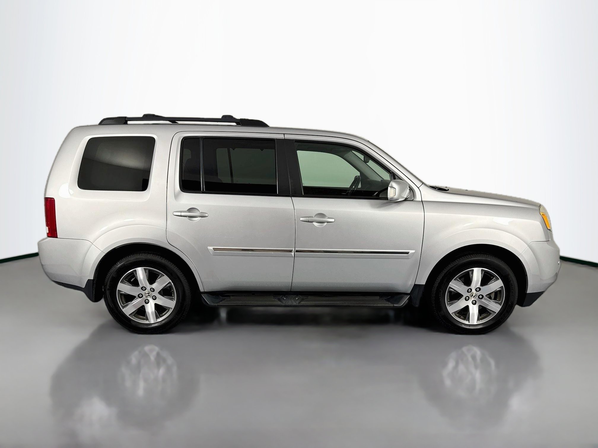 Used 2015 Honda Pilot Touring image 4