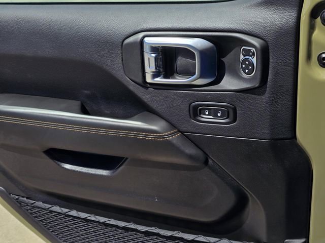 Used 2025 Jeep Gladiator Sport AWD/4WD image 24