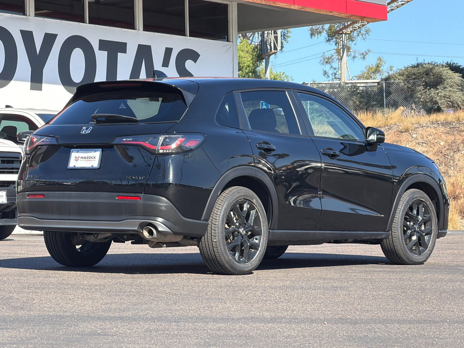 Used 2025 Honda HR-V Sport image 5