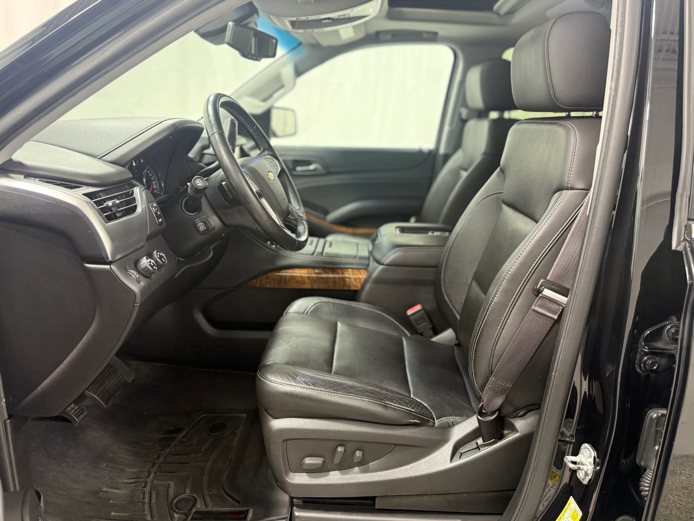 Used 2015 Chevrolet Tahoe LTZ image 13