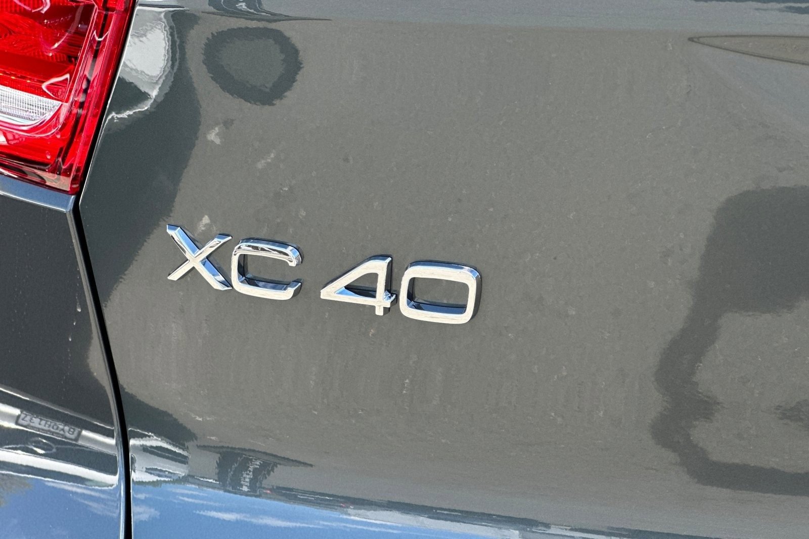 New 2026 Volvo XC40 B5 Ultra w/ Protection Package image 12